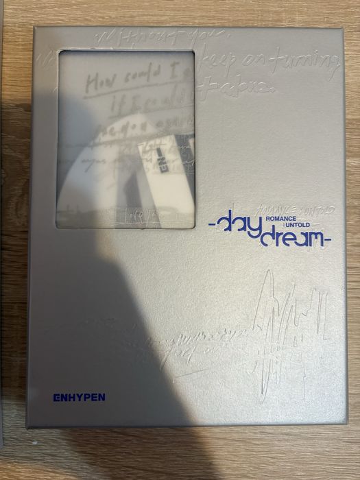 Альбом  ENHYPEN Daydream