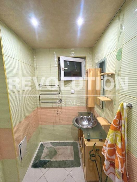 Дава се под наем Четиристаен апартамент в Варна, ХЕИ - 110 кв.м за 650 € - Снимка #7