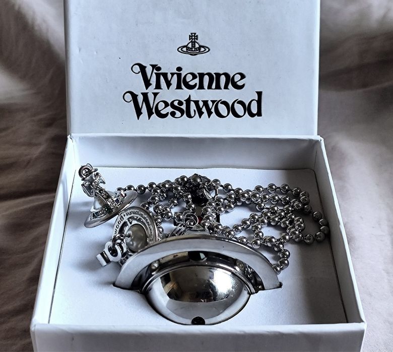 Vivienne Westwood зажигалка