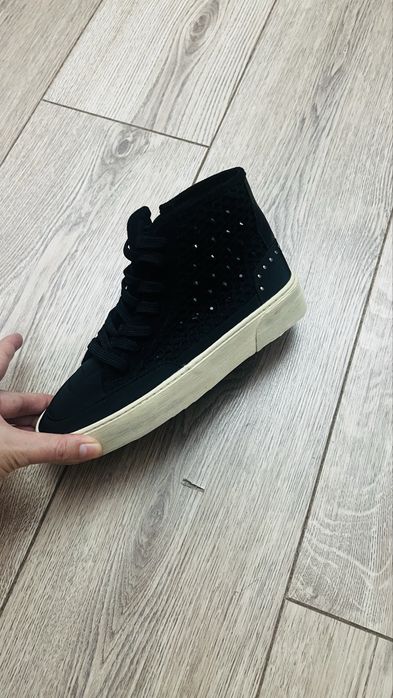 Высокие кеды Zara