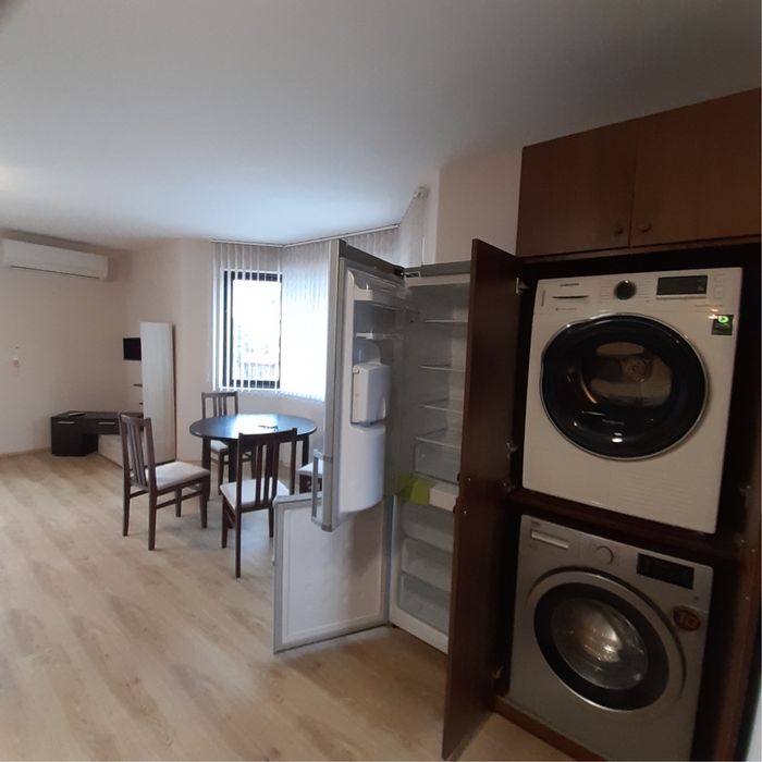 Дава се под наем Двустаен апартамент в Варна, Възраждане 1 - 80 кв.м за 459 € - Снимка #3