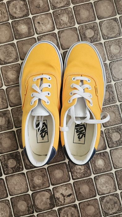 Обувки Vans 38 номер