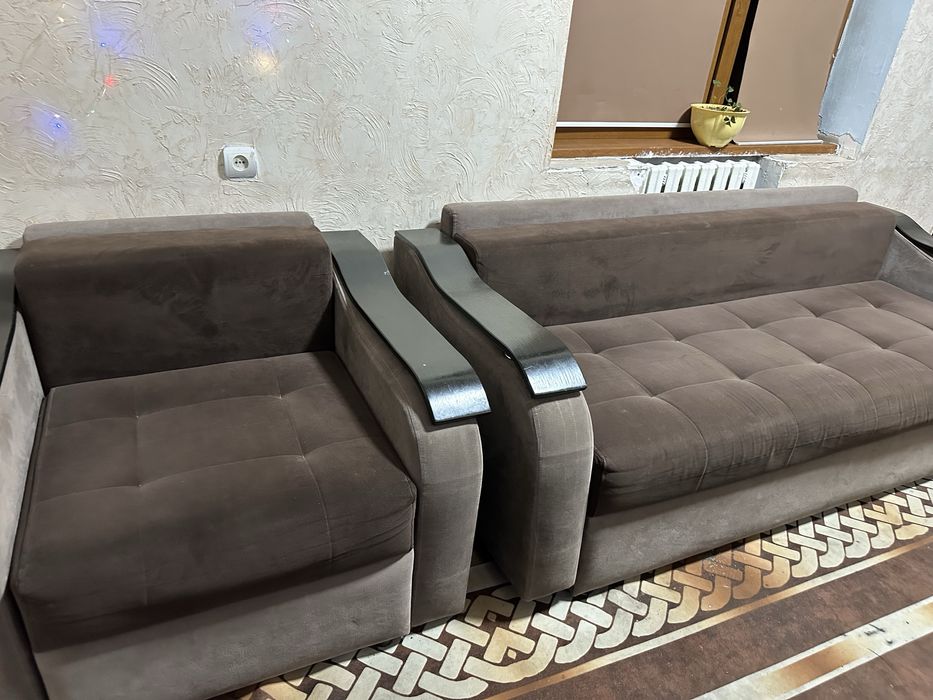 Диван в хорошем состоянии