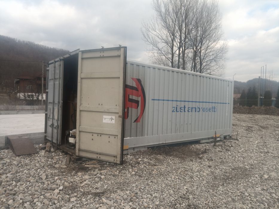 Container terestru