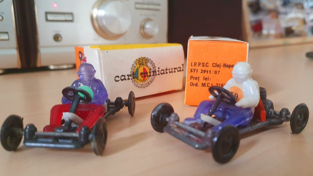Cart miniatural jucărie vintage comunism