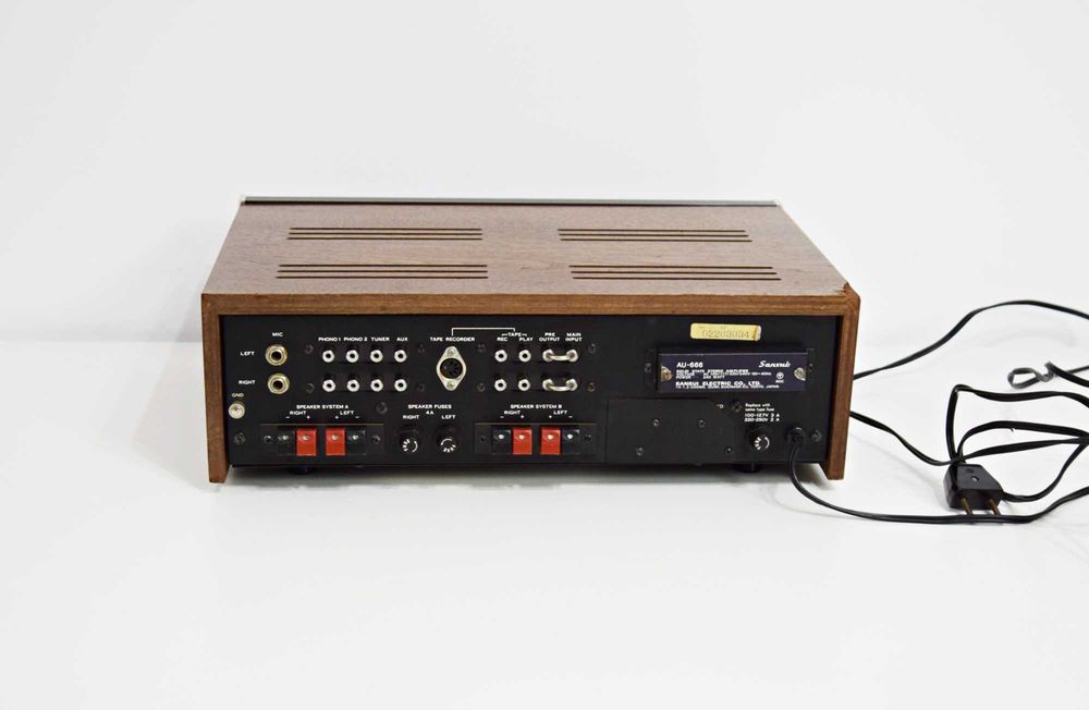 Amplificator Sansui AU-666