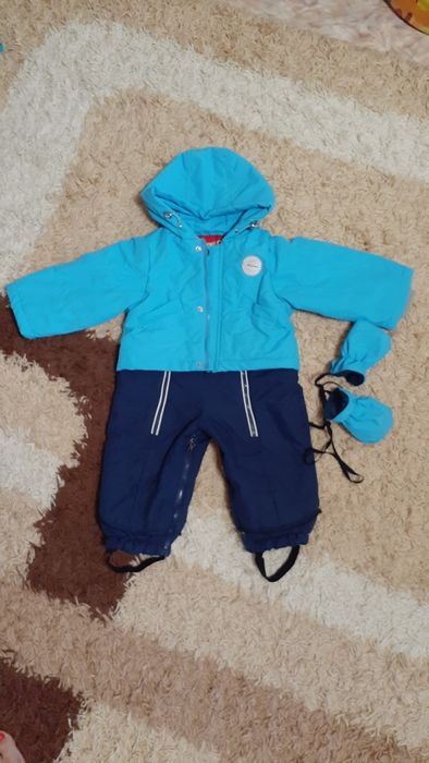Продам детский комбинезон