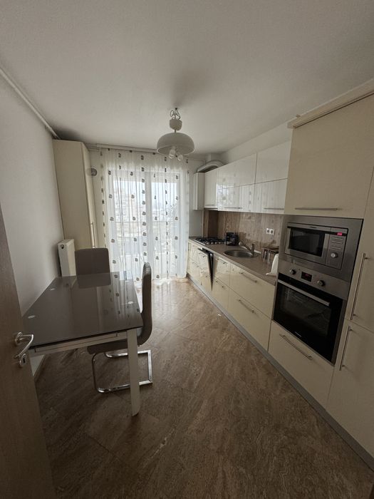 apartament de inchiriat 2 camere bloc  nou de lux