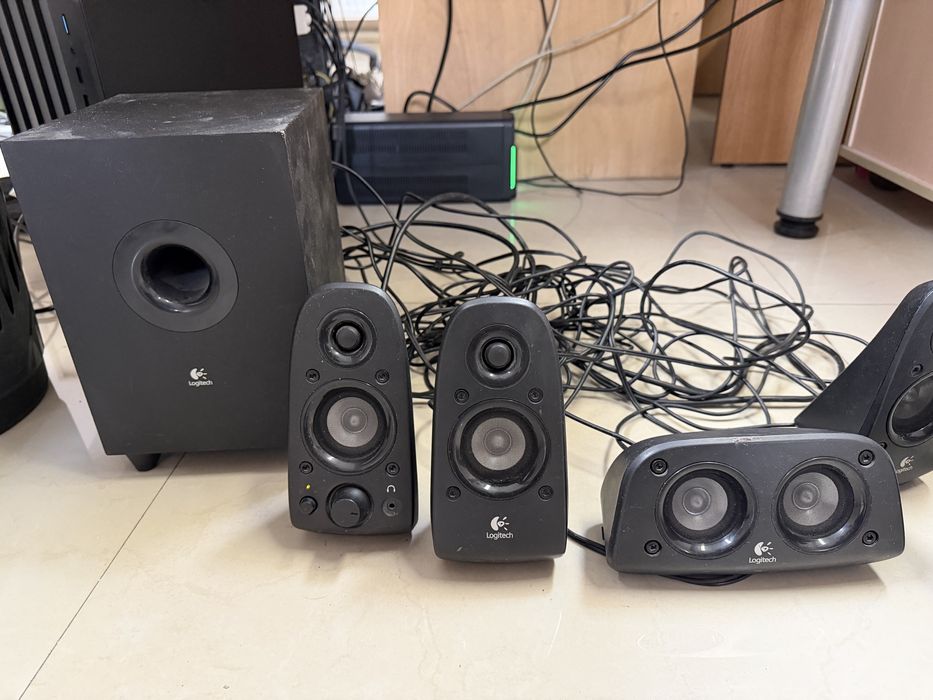 Boxe Logitech 5.1 Z 506