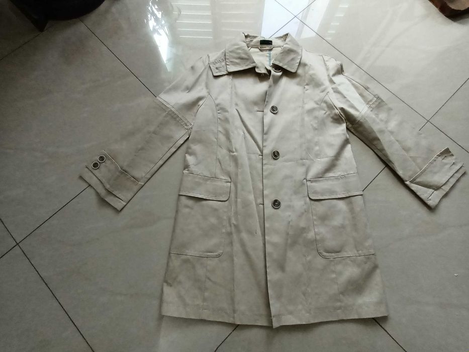 Trenci "Benetton" nou