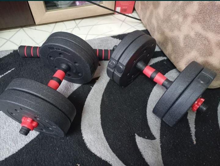 Набор гантелей и штанги