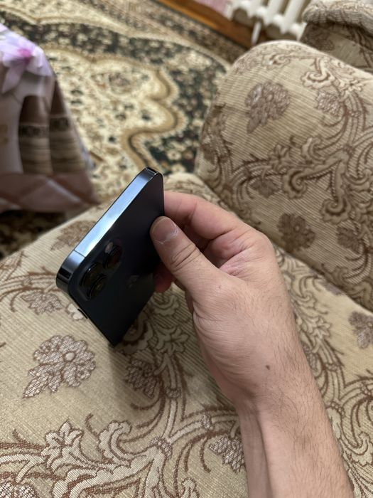 Продам Айфон 12 Про Макс