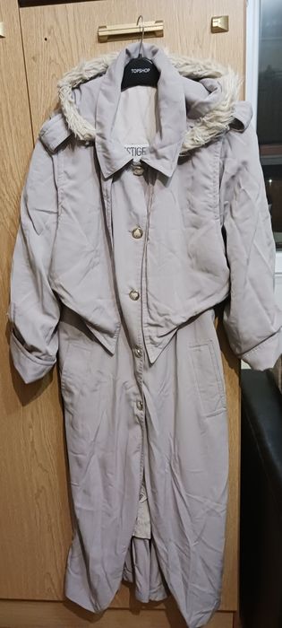 Дамски шлифер и дамски джемпер