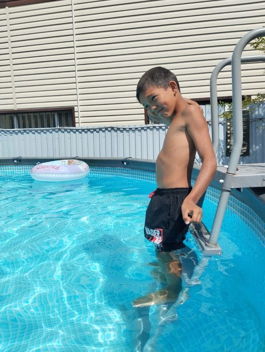 Бассейн большой летний