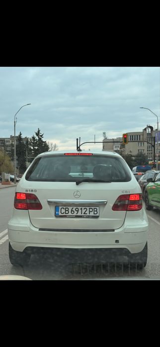 Mercedes Benz B 180