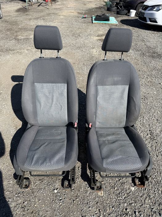 Scaun fata ford focus 2 dezmembrari ford focus 2