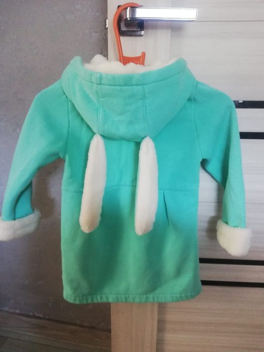 Детская одежда на девочку.