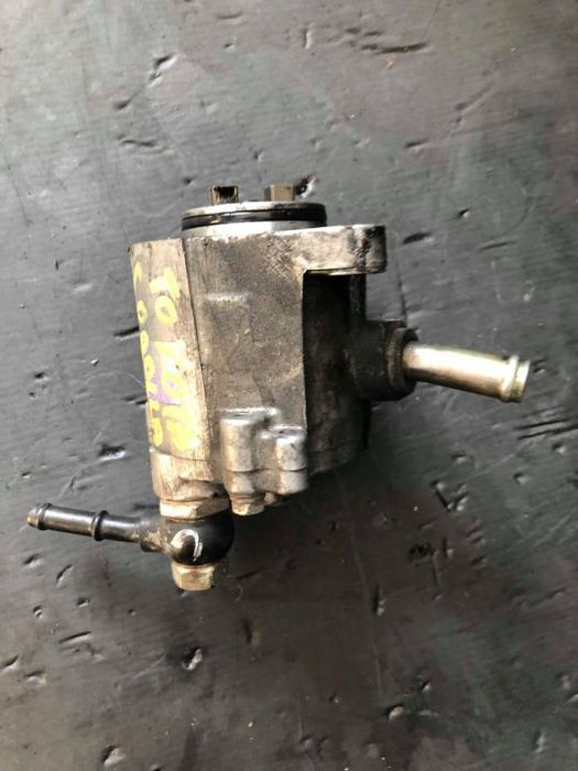 pompa vaccum  toyota corolla 2.0 d 2001-2007
