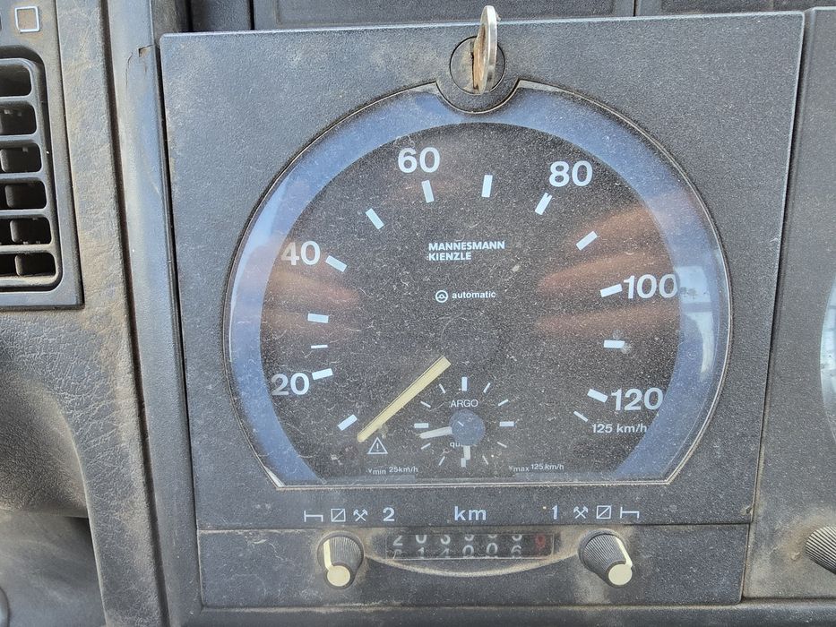 Iveco Tector Eurocargo macara