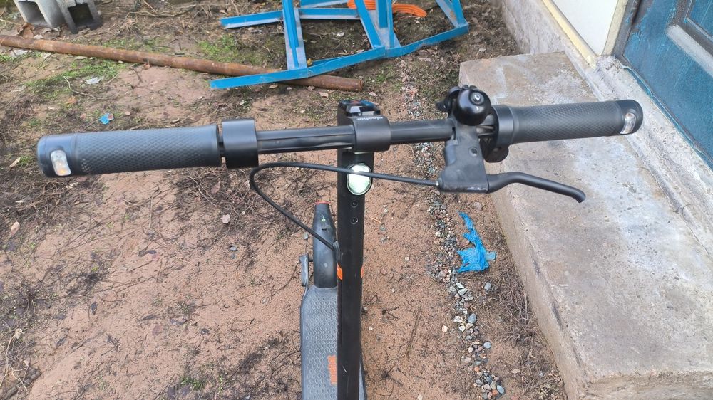 Электросамокат Ninebot f2