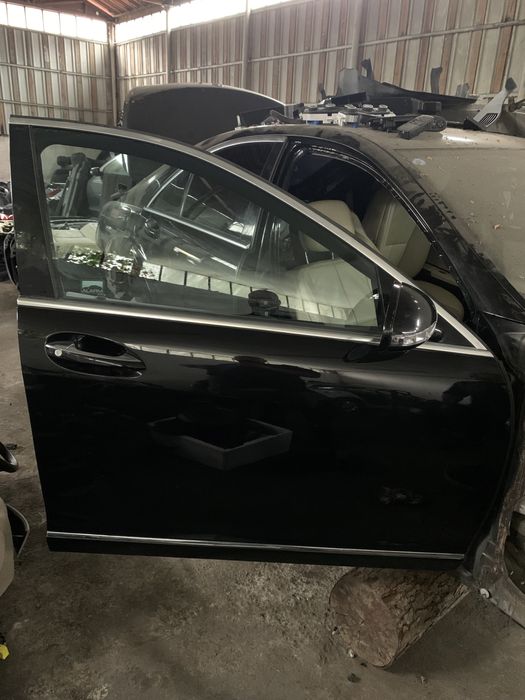 Usa Mercedes s-class w221 fata/spate variata scurta IMPECABILA!