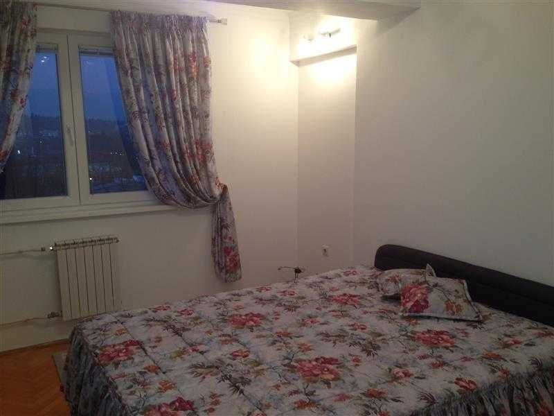 Дава се под наем Двустаен апартамент в Бургас, Меден рудник - зона А - 57 кв.м за 183.6 € - Снимка #3