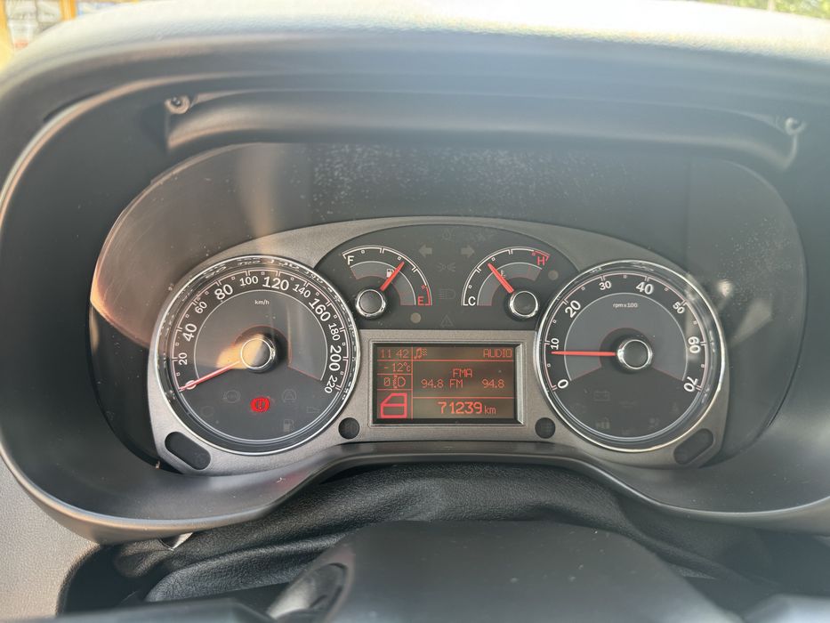 Fiat Linea 2010.
