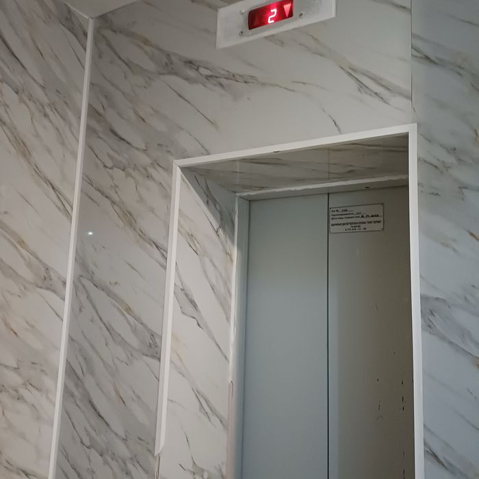 Продам  2х квартиру 70 кв.м