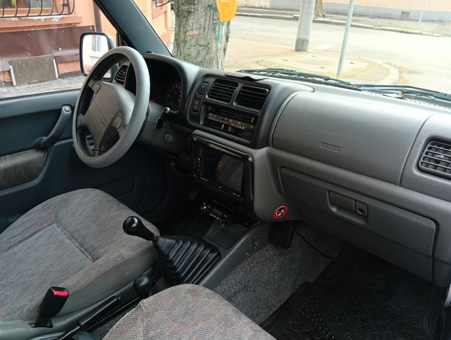 Vand/Schimb Suzuki Jimny 1.3 benzina