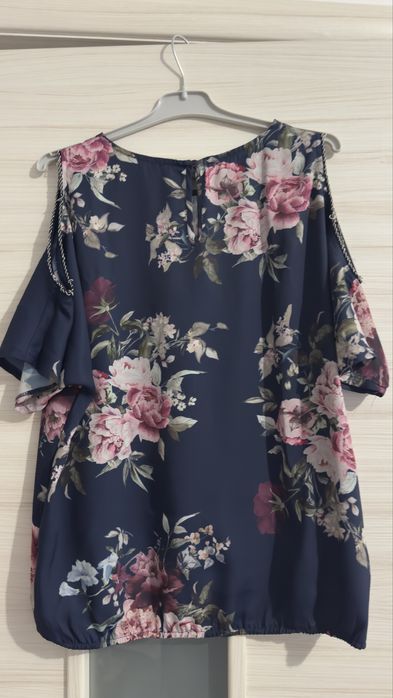 Bluza dama cu maneca scurta si umerii goi Mohito