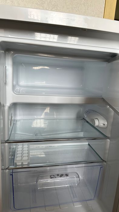 Холодильник Artel