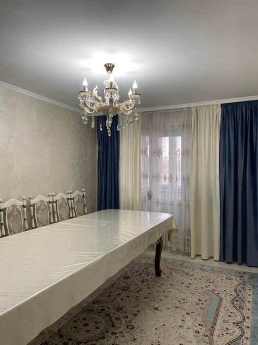 продается 4-х комн квартира