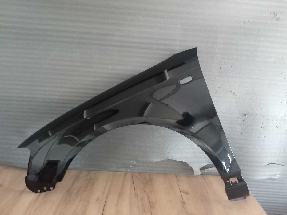 Aripa fata Audi A3 8P Negru Gri Argintiu Albastru Alb Verde Galben Bej