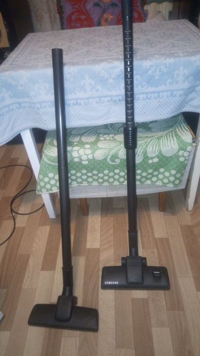 Пылесос эп-2 Вихрь. 1967год. Щетки с трубками