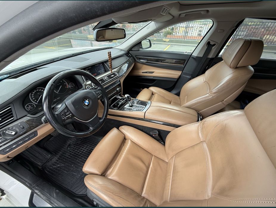 BMW Seria 740 xdrive-2014
