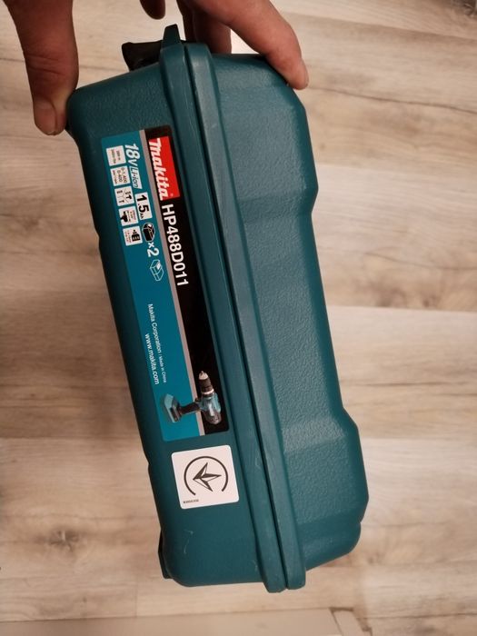 Cutie Makita HP488D