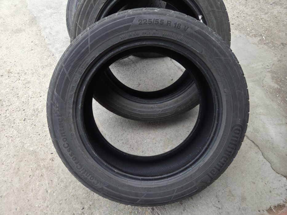 4 броя 225 55 18 Continental Conticrosscontact LX2 FR борд 225/55 R18 за 4x4 джипове или SUV.