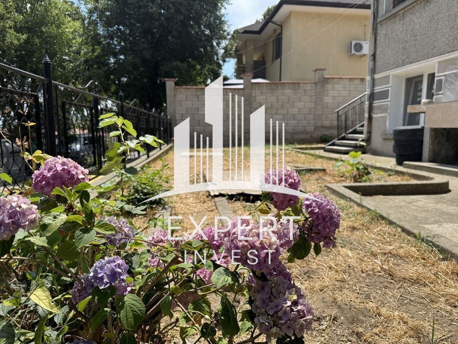 Продава се Етаж от къща в Варна, Галата - 100 кв.м за 2150 €/кв.м - Снимка #13