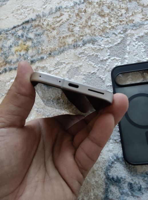 Google Pixel 9 white