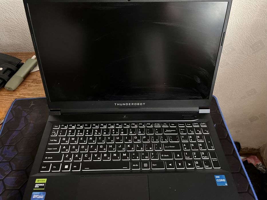 Продам игровой ноутбук