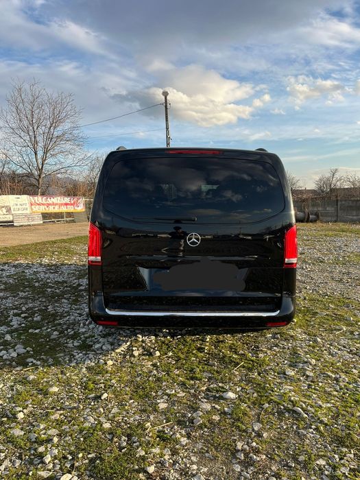 Mercedes Benz Vito Tourer.
