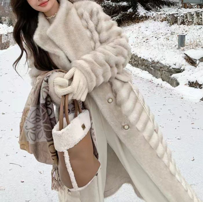 Шуба экстравагантная