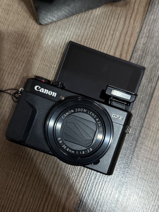 Canon g7x mark II
