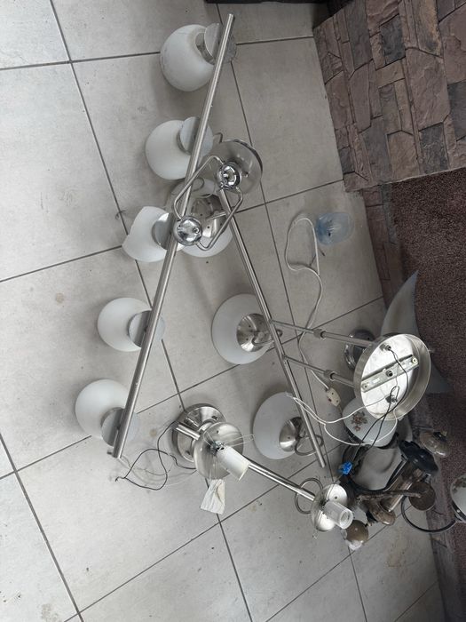 Продам люстры потолочные