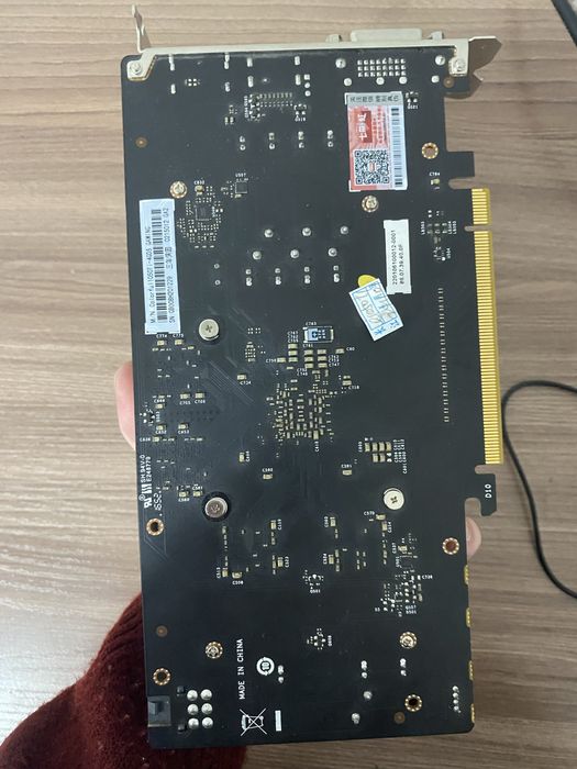 Продам видеокарту GeForce GTX 1050 Ti