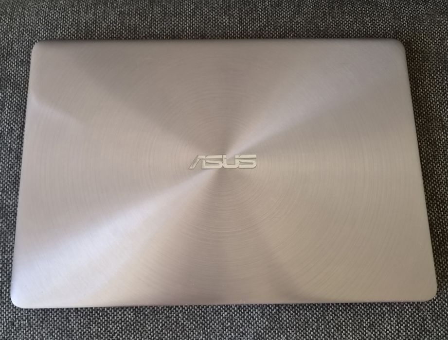 vand laptop Asus Notebook UX410.Slim.14"FH.i7 8550 Quad Core.8 Gb.Ssd 256 Gb