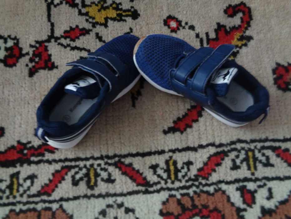 Vand adidasi fetita 6.