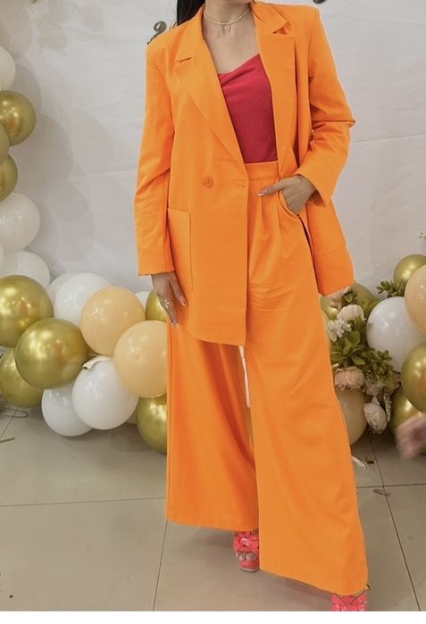 Платья и двойка