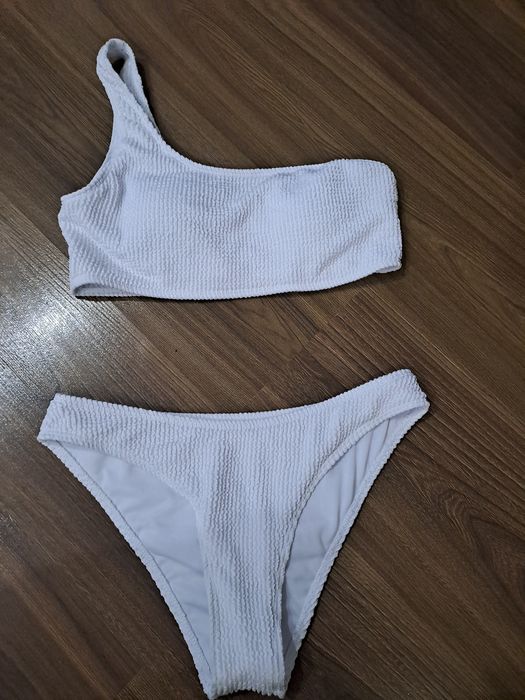 К у п а л ь н и к