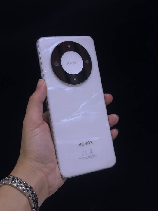 Honor x9c.